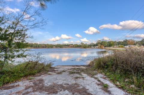 281 Pipers Landing Road, DeFuniak Springs FL - photo 10 of 26