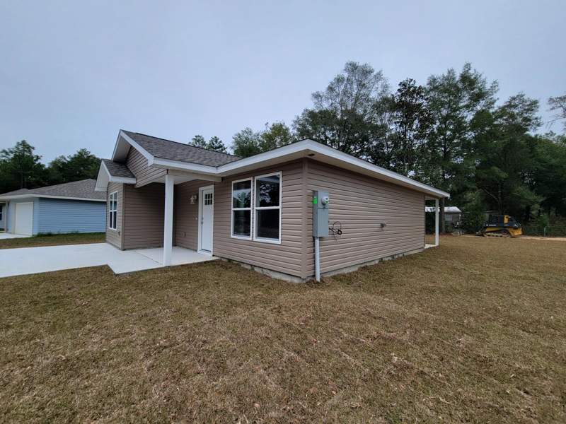 3 bedroom Detached Single Family at 47 Cedar Hill Court, Oakwood Hills Unit 3, DeFuniak Springs — photo 3