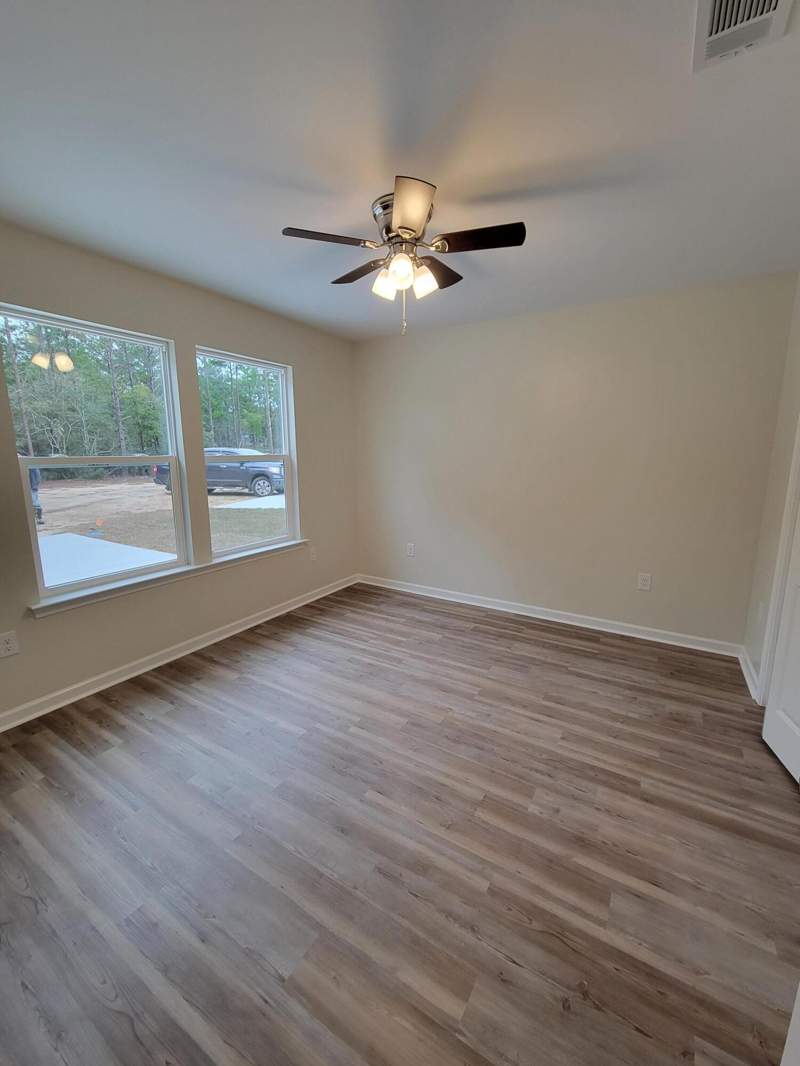 3 bedroom Detached Single Family at 47 Cedar Hill Court, Oakwood Hills Unit 3, DeFuniak Springs — photo 5