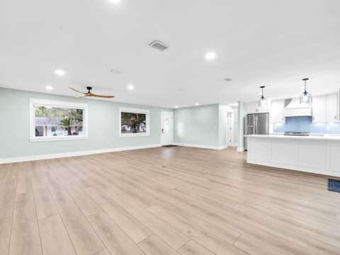425 Stahlman Avenue, Destin FL - photo 12 of 65