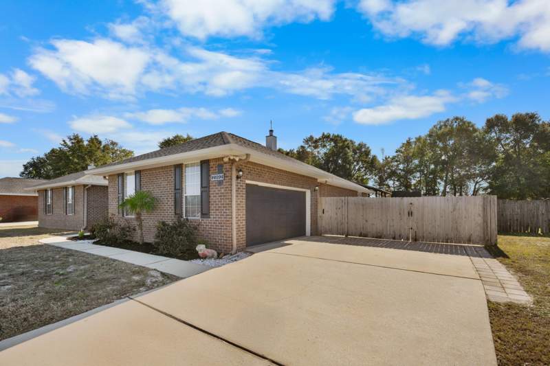 4 bedroom Detached Single Family at 2392 Agerton Street, Silver Creek Estates, Crestview — photo 4