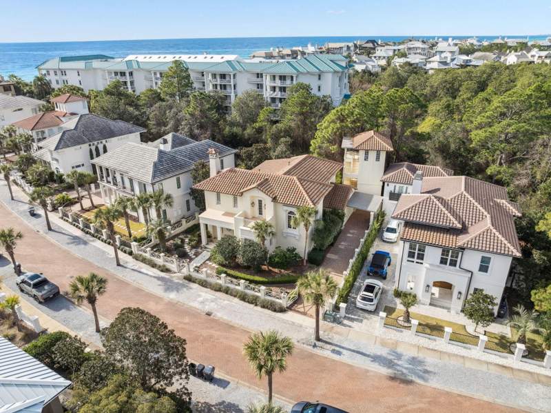 5 bedroom Detached Single Family at 152 White Cliffs Boulevard, Village Of White Cliffs The, Santa Rosa Beach — photo 2