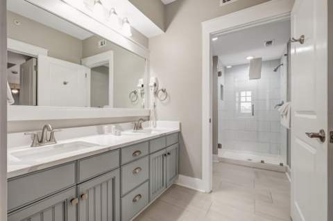 9100 Baytowne Wharf Blvd #558, Miramar Beach FL - photo 22 of 57