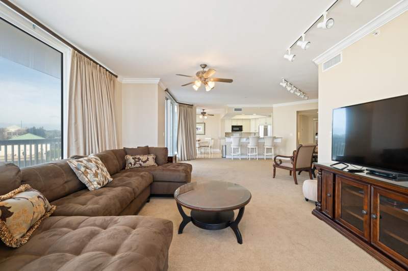 4 bedroom Condominium at 15400 Emerald Coast Parkway #308, St. Thomas At Silver Shells, Destin — photo 2