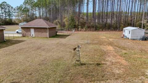 1836 Williams Road, DeFuniak Springs FL - photo 8 of 41