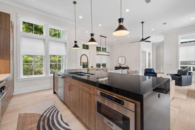 4 bedroom Detached Single Family at 3232 W County Hwy 30A, Gulf Hills Estates Unrec, Santa Rosa Beach — photo 5