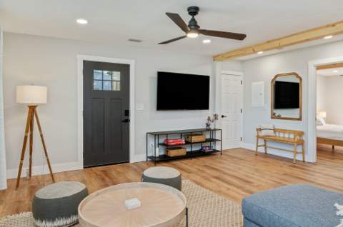 342 SE Hollywood Boulevard, Fort Walton Beach FL - photo 6 of 77