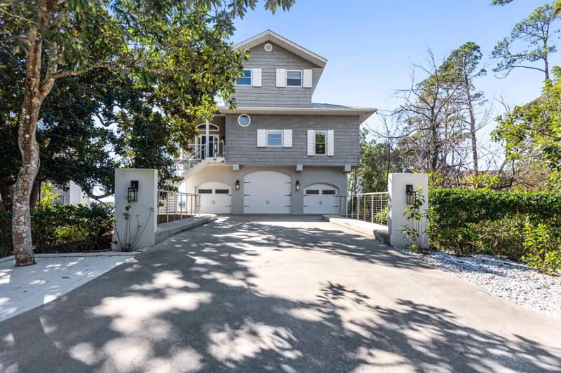 4 bedroom Detached Single Family at 69 Oyster Lake Drive, Dune Allen 2nd Addn, Santa Rosa Beach — photo 2