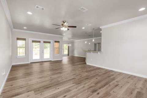 6437 Amanda Court, Crestview FL - photo 10 of 48