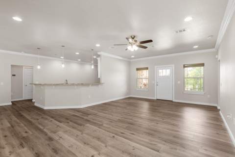 6437 Amanda Court, Crestview FL - photo 9 of 48