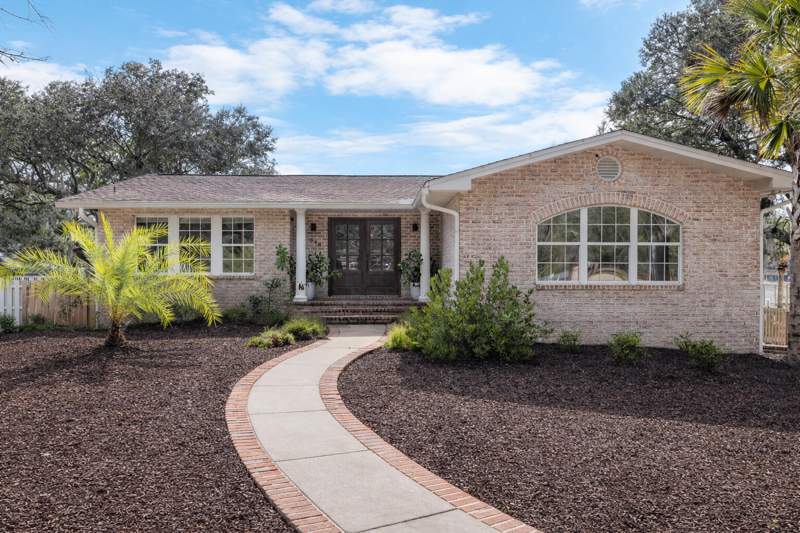 5 bedroom Detached Single Family at 640 W Sunset Boulevard, Sunset Strip, Fort Walton Beach — photo 2