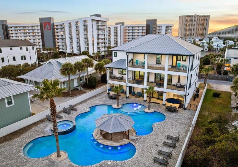 8 bedroom Detached Single Family at 151 Snowdrift Road, Snow Drift Beach, Miramar Beach — photo 2