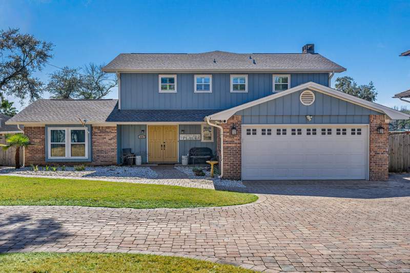 6 bedroom Detached Single Family at 228 Lafitte Crescent, Bayou Vista, Fort Walton Beach — photo 2