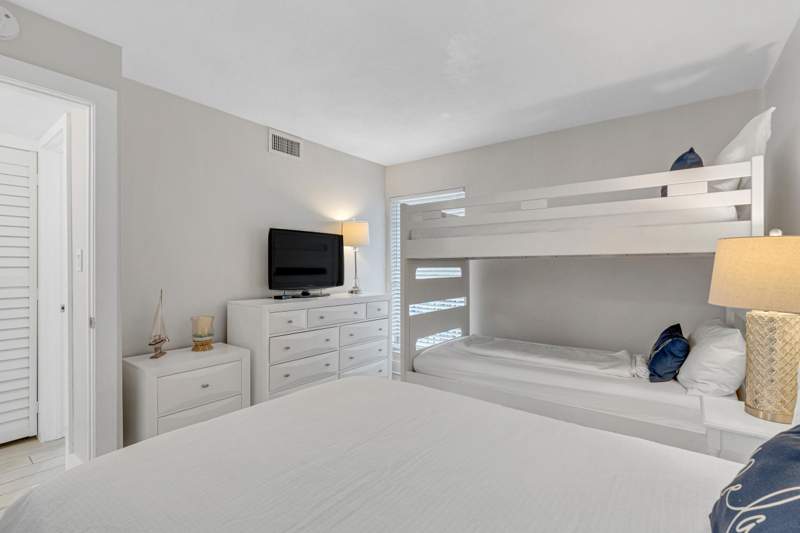 2 bedroom Condominium at 1030 Highway 98 #Phb, Silver Dunes Condo, Destin — photo 5