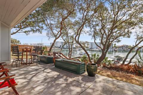 708 Harbor Boulevard, Destin FL - photo 18 of 29