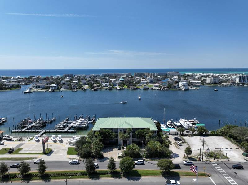 3 bedroom Condominium at 602 Harbor Boulevard #301, Tranquil Harbor, Destin — photo 2