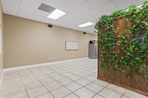 986 Airport Road #A&B, Destin FL - photo 6 of 15