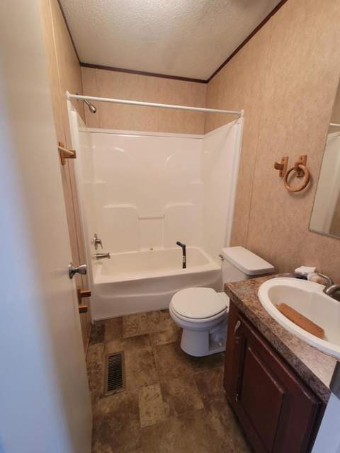 188 O Daniels Way, DeFuniak Springs FL - photo 14 of 17