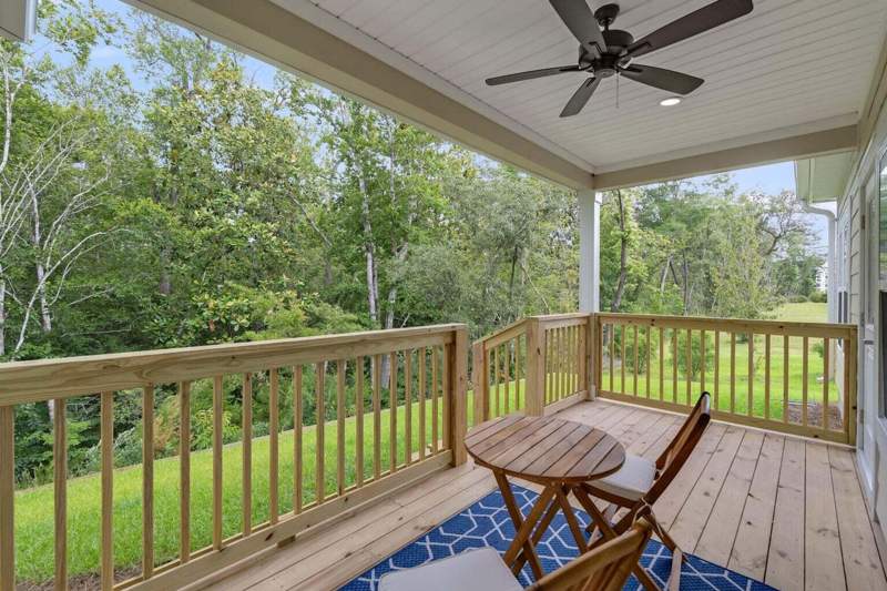 4 bedroom Detached Single Family at 24 Riverwalk Circle, Riverwalk Ph I, Freeport — photo 4