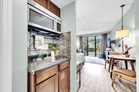 214 SW Miracle Strip Parkway #B104, Fort Walton Beach FL - photo 15 of 29