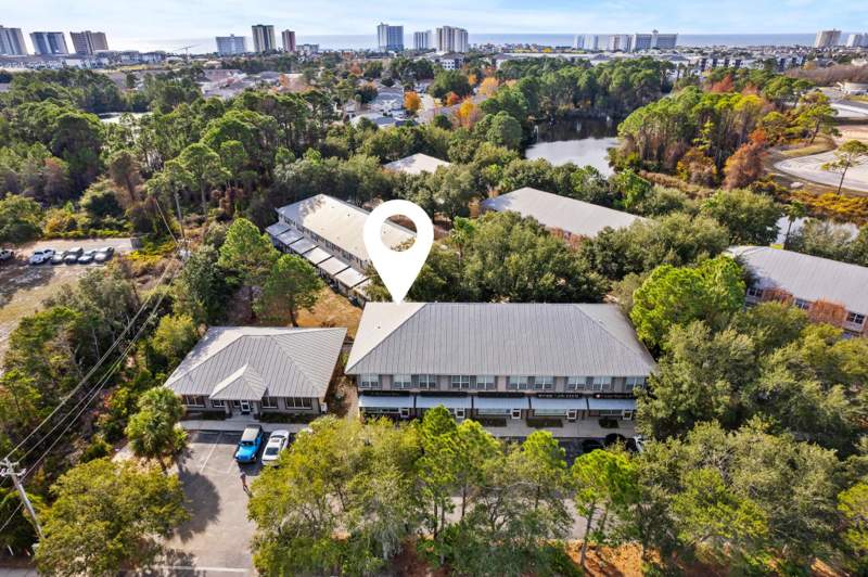 1 bedroom Townhouse at 986 Airport Road #A&B, Twin Lakes, Destin — photo 2