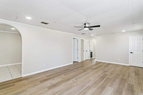123 SW Robinwood Drive, Fort Walton Beach FL - photo 10 of 30