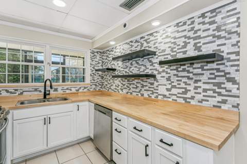 123 SW Robinwood Drive, Fort Walton Beach FL - photo 7 of 30