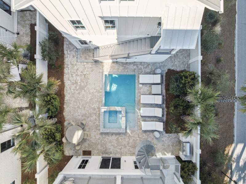7 bedroom Detached Single Family at 3365 E County Hwy 30A, Gulf Shore Manor, Santa Rosa Beach — photo 5