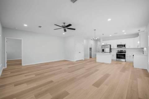 72 Riverwalk Circle, Freeport FL - photo 11 of 30