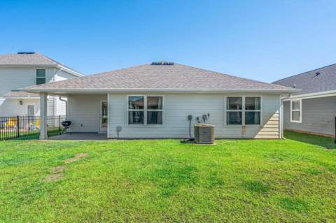 103 Riverwalk Circle, Freeport FL - photo 12 of 30