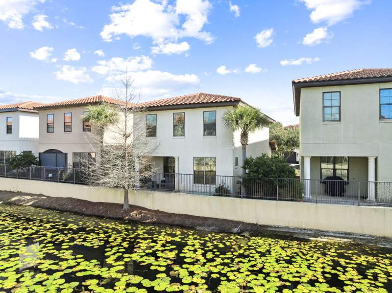 4 bedroom Detached Single Family at 1961 Baytowne Loop, Villa Lago, Miramar Beach — photo 2