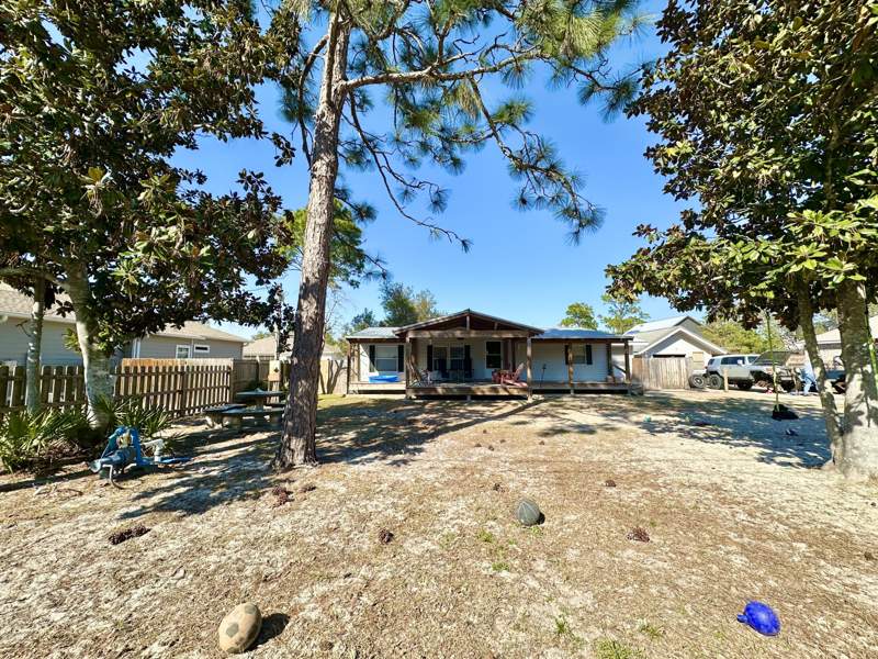 3 bedroom Mobile Home at 111 Santana Drive, Elizabeth Farms 2nd Addn Unrec, Santa Rosa Beach — photo 5