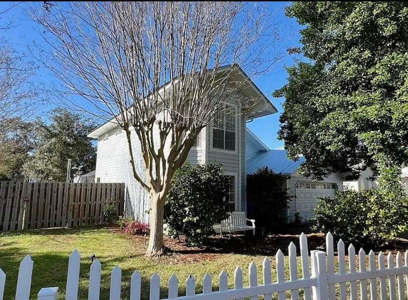 3 bedroom Detached Single Family at 550 Seabreeze Circle, Seabreeze, Seacrest — photo 3