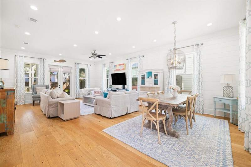 5 bedroom Detached Single Family at 109 Williams Street, Dalton Unrec, Santa Rosa Beach — photo 4