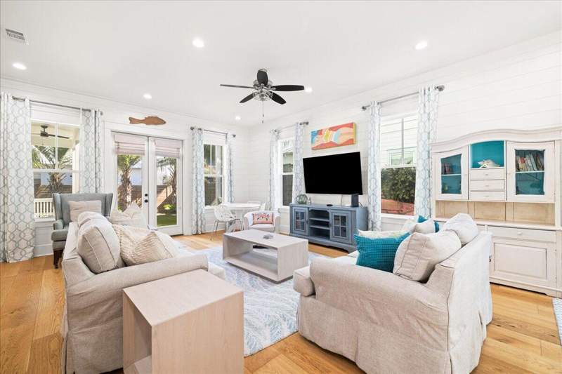 5 bedroom Detached Single Family at 109 Williams Street, Dalton Unrec, Santa Rosa Beach — photo 5