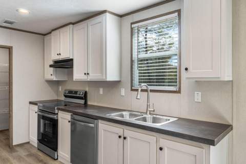 39 Bellini Road, DeFuniak Springs FL - photo 11 of 33