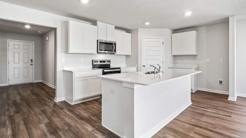 3 bedroom Detached Single Family at 79 Foxtrail Run, Ashton Park Phase III, Freeport — photo 5