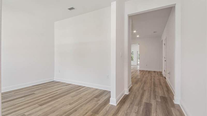 3 bedroom Detached Single Family at 30 Foxtrail Run, Ashton Park Phase III, Freeport — photo 4