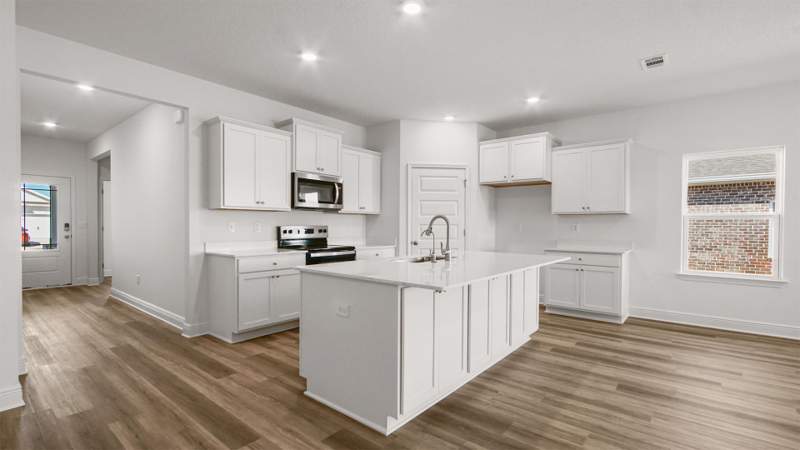5 bedroom Detached Single Family at 68 Foxtrail Run, Ashton Park Phase 3B, Freeport — photo 5