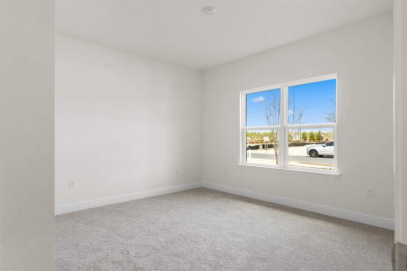 4 bedroom Detached Single Family at 36 Natureview Way, Natureview, Freeport — photo 5