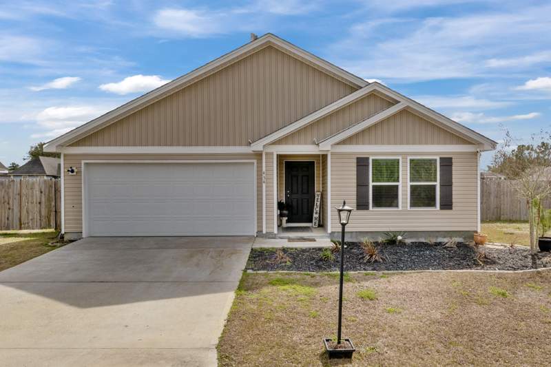4 bedroom Detached Single Family at 434 Graysen Lane, Sawmill Court, DeFuniak Springs — photo 2