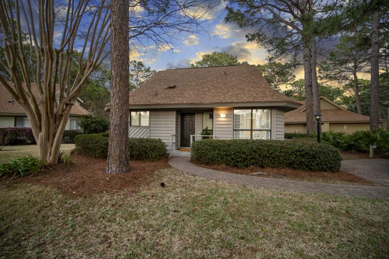 3 bedroom Detached Single Family at 219 Audubon Drive, Fairways, Miramar Beach — photo 2