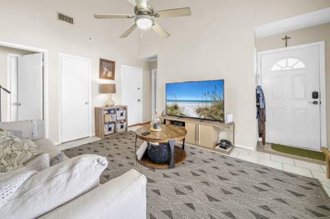 3040 Yorktown Circle, Fort Walton Beach FL - photo 9 of 32