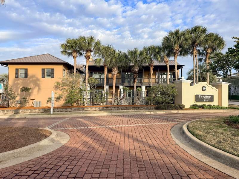 5 bedroom Detached Single Family at 44 Tranquility Lane, Destiny East Ph 1, Destin — photo 3