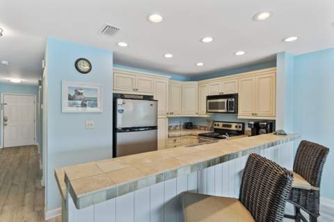 111 S Driftwood Bay #Unit 123, Miramar Beach FL - photo 13 of 32