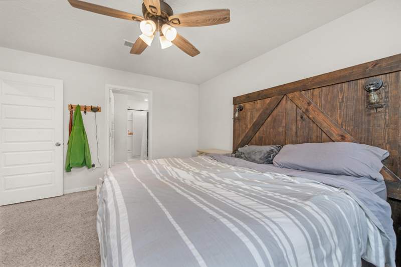 4 bedroom Detached Single Family at 4662 Honor Guard Way, Patriot Ridge, Crestview — photo 5