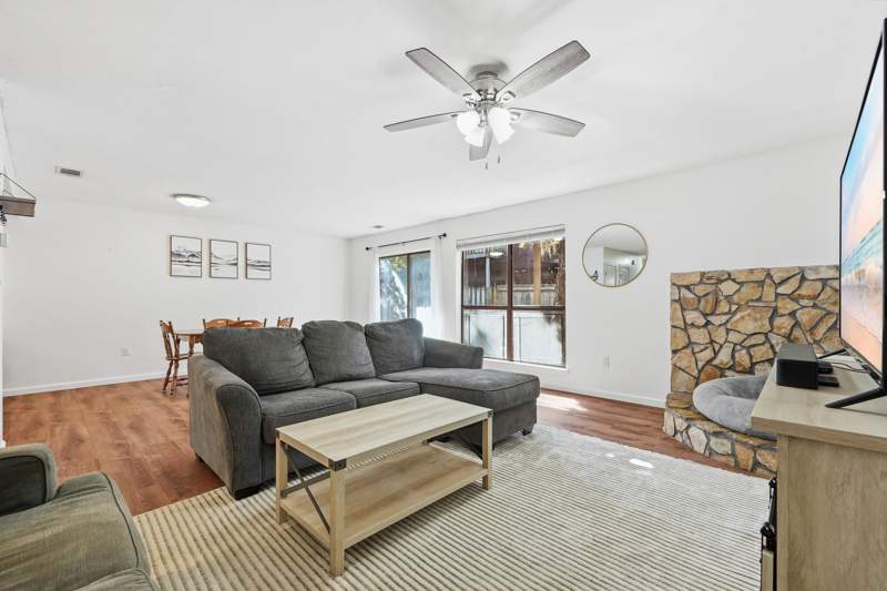 3 bedroom Townhouse at 32 7Th Avenue #129, Whispering Oaks, Shalimar — photo 3
