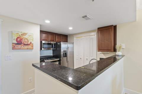 1110 Santa Rosa Boulevard #Unit B514, Fort Walton Beach FL - photo 10 of 28