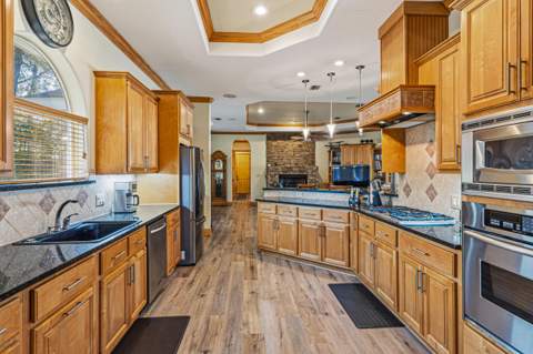 831 Coldwater Creek Circle, Niceville FL - photo 8 of 30