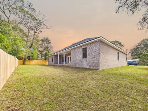 324 Hillcrest Avenue, Valparaiso FL - photo 7 of 55